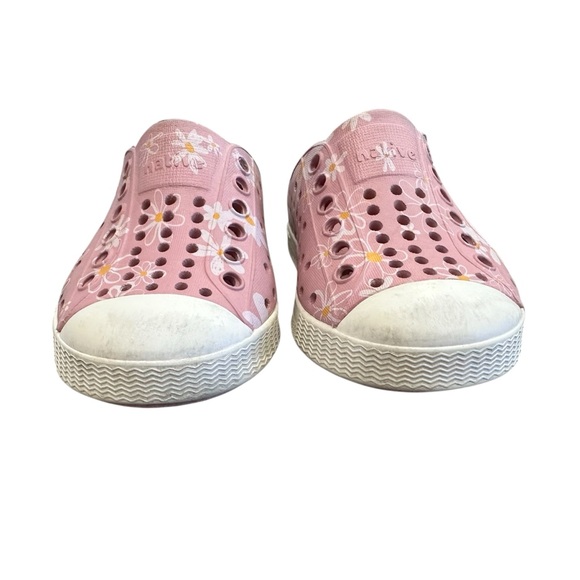 Native Jefferson Print Slip-On Shoes Pink White Daisy Toddler Size 4 - Picture 5 of 7